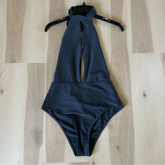 RIP CURL | Illusion One Piece Swimsuit - Halter Large Gray - Picture 3 of 8